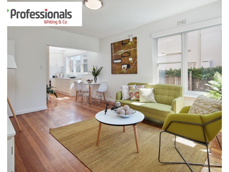 2/80 Blessington Street, St Kilda VIC 3182