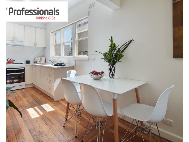 2/80 Blessington Street, St Kilda VIC 3182