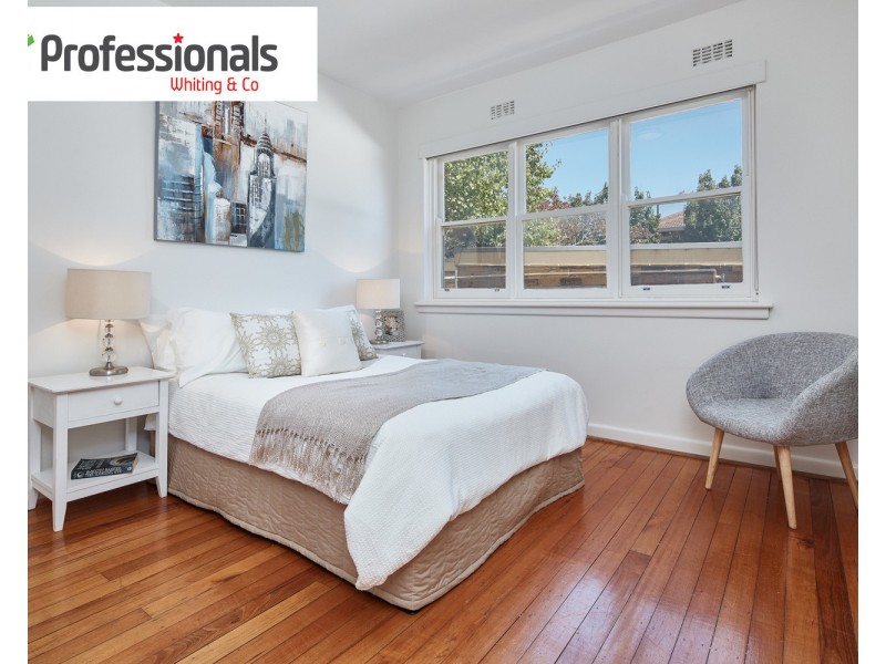 2/80 Blessington Street, St Kilda VIC 3182