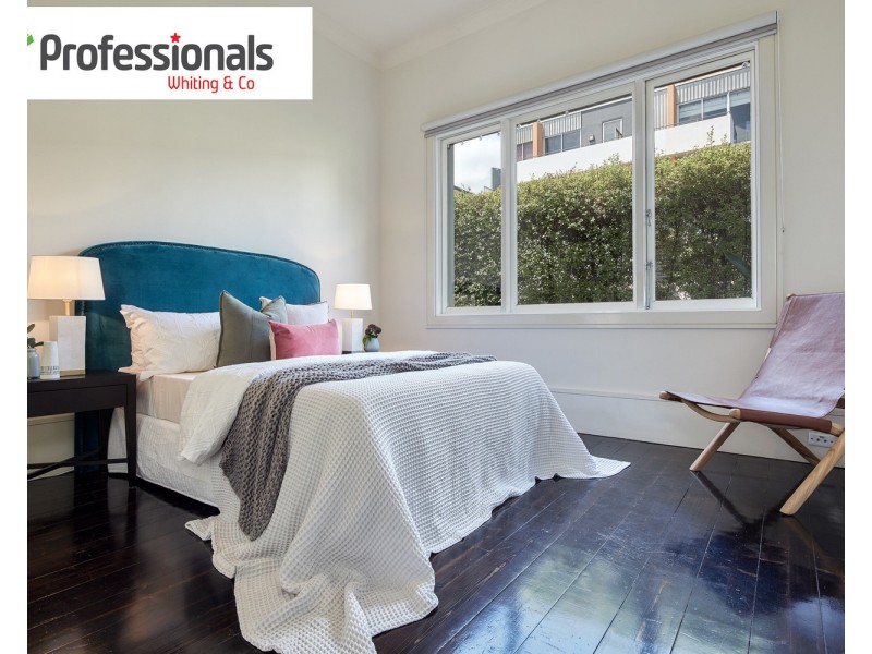 2 West Beach Road, St Kilda West VIC 3182