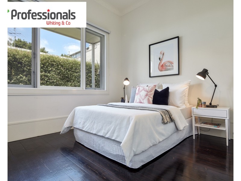 2 West Beach Road, St Kilda West VIC 3182