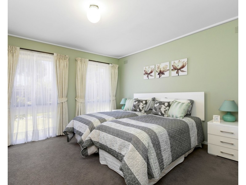 24 Willow Avenue, Cheltenham VIC 3192