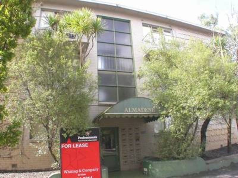 15/14 Alma Road, St Kilda VIC 3182