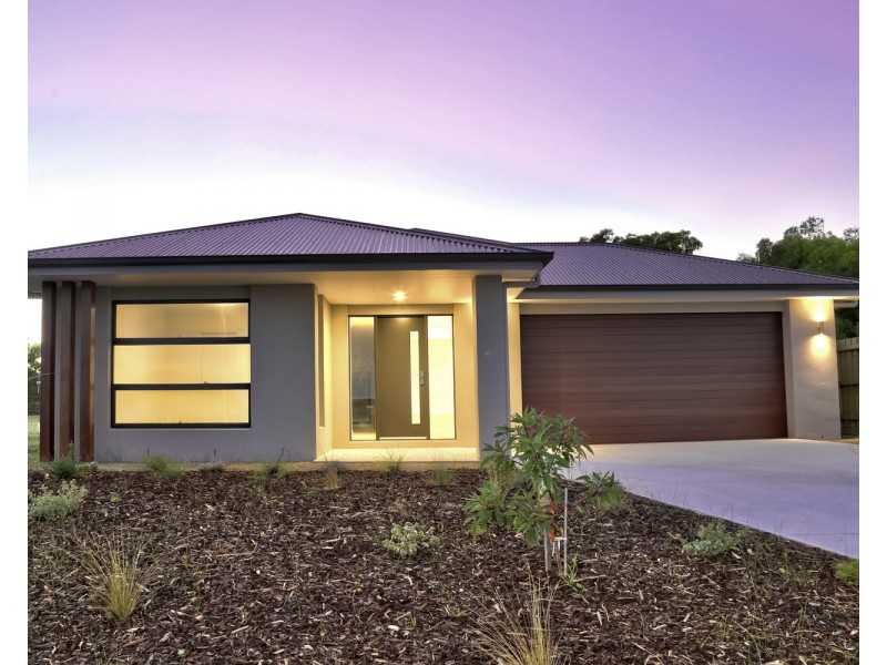 14 Kanowna Place, Inverloch VIC 3996