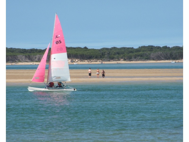 14 Kanowna Place, Inverloch VIC 3996