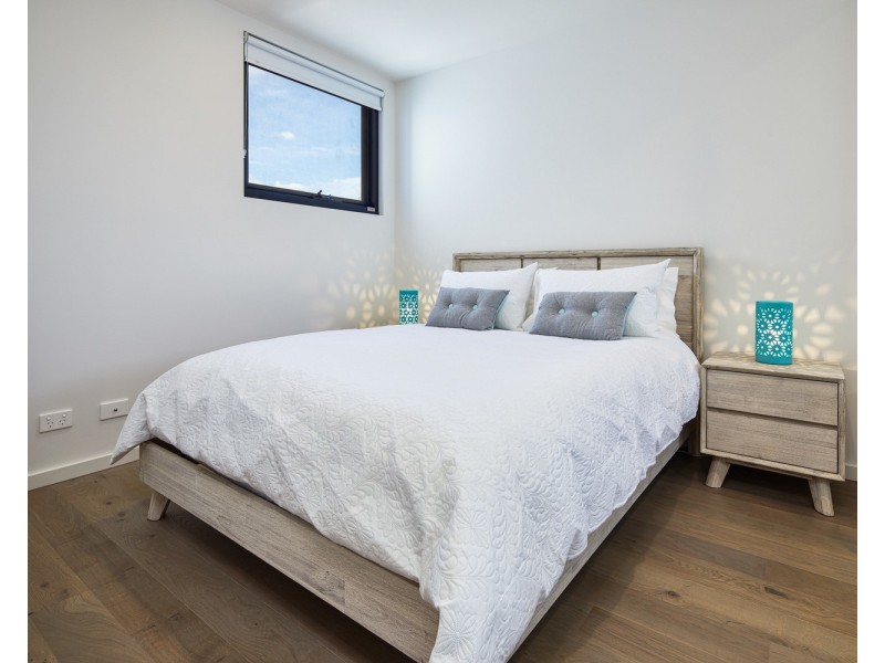 701/16-18 Grey Street, St Kilda VIC 3182