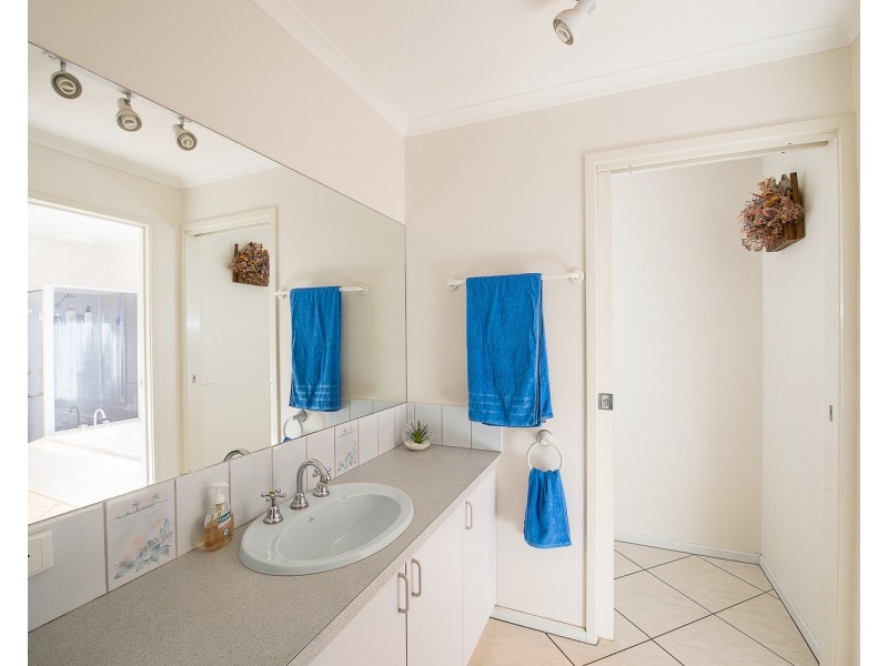 2 Swinton Court, Swan Hill VIC 3585