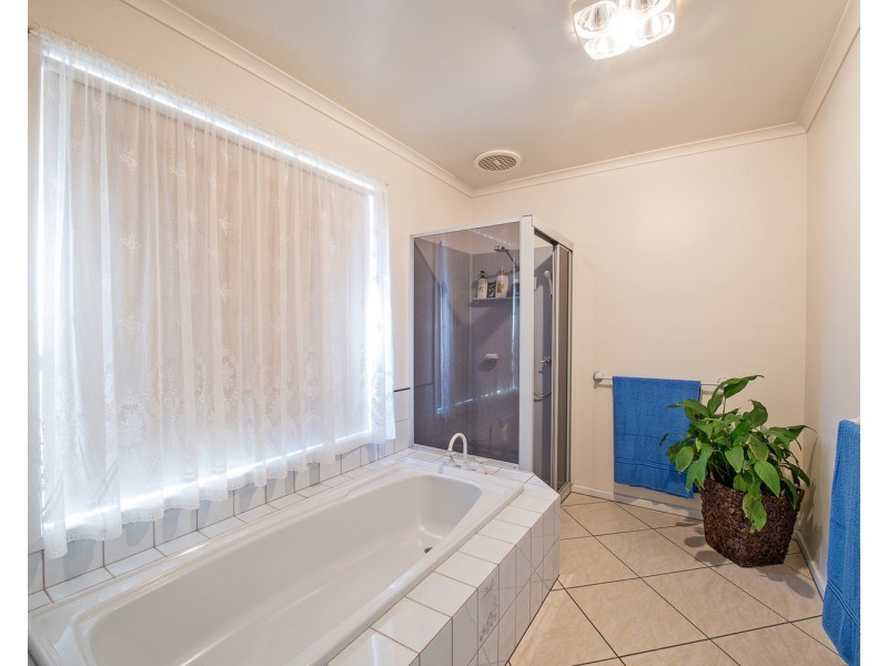 2 Swinton Court, Swan Hill VIC 3585