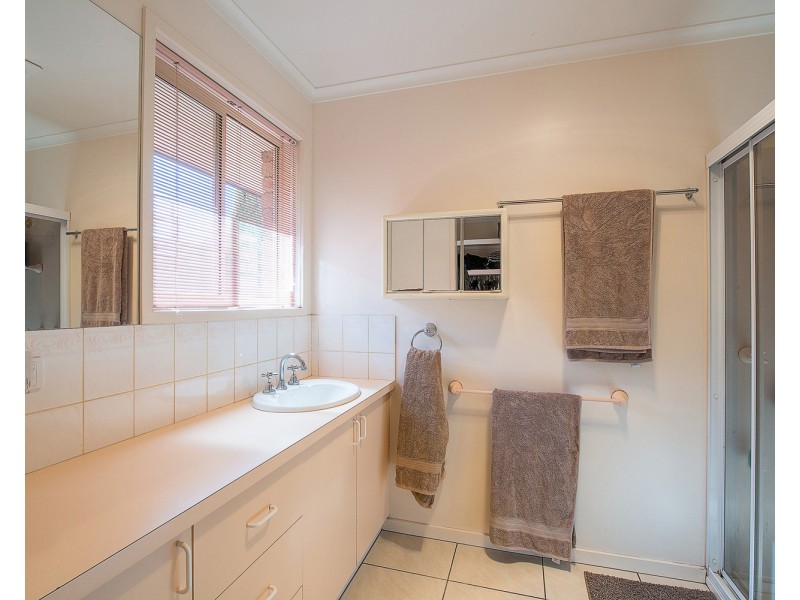 2 Swinton Court, Swan Hill VIC 3585