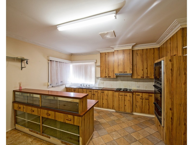 2 Wilkins Grove, Swan Hill VIC 3585