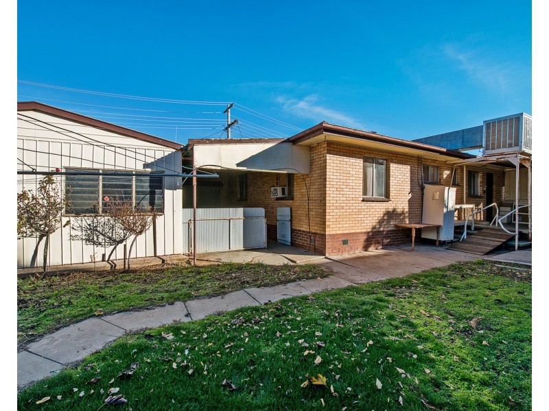 2 Wilkins Grove, Swan Hill VIC 3585