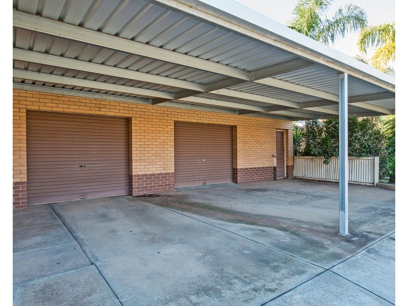 2 Wilkins Grove, Swan Hill VIC 3585