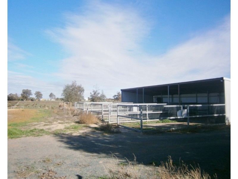 35 Leeder Road, Nyah West VIC 3595