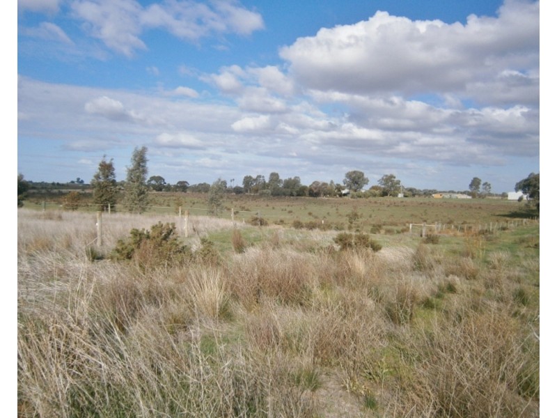 35 Leeder Road, Nyah West VIC 3595