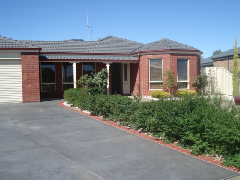 4 Lisa Court, Swan Hill VIC 3585