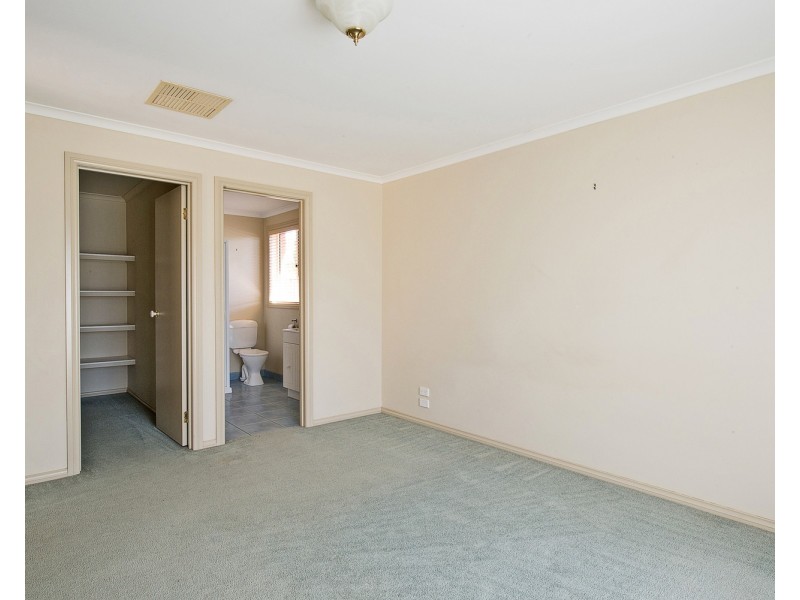 15 Adams Road, Swan Hill VIC 3585