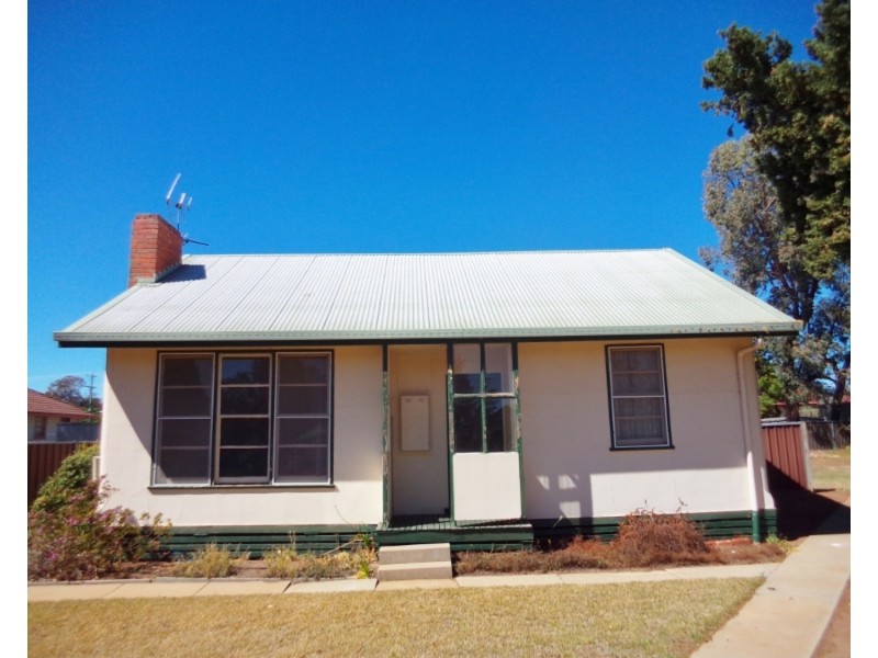 5 Murrull Avenue, Swan Hill VIC 3585