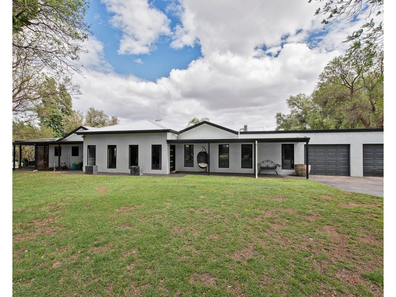 167  Lake Boga Ultima Road, Lake Boga VIC 3584
