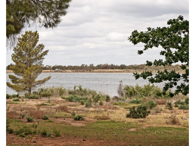 167  Lake Boga Ultima Road, Lake Boga VIC 3584