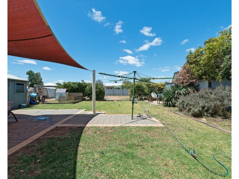 173 Stradbroke Avenue, Swan Hill VIC 3585