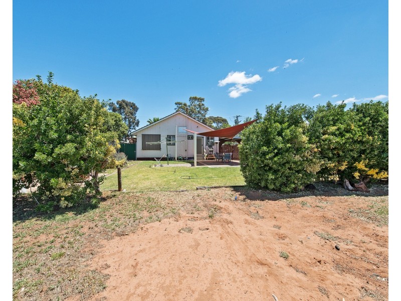 173 Stradbroke Avenue, Swan Hill VIC 3585