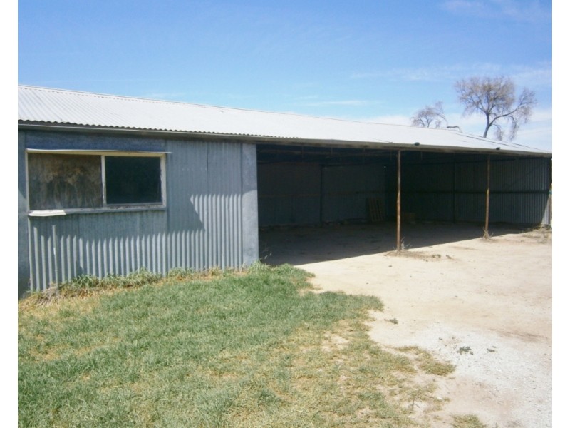 258 Tyntynder Central Road, Swan Hill VIC 3585