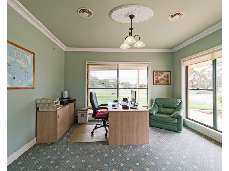 110 Yana Street, Swan Hill VIC 3585