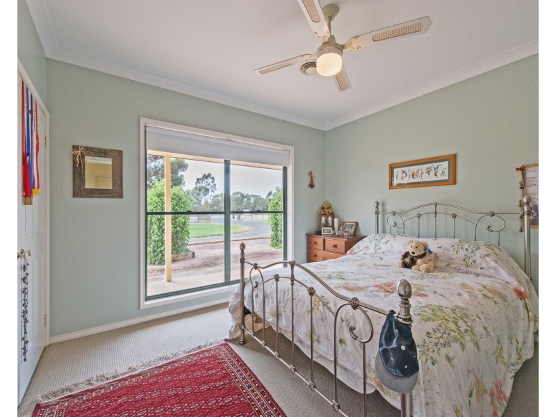 110 Yana Street, Swan Hill VIC 3585