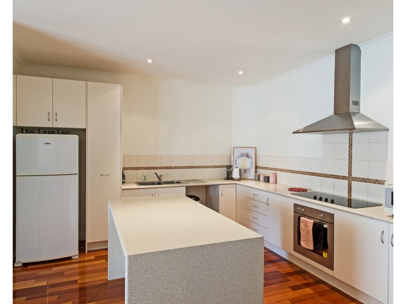 2/463 Campbell Street, Swan Hill VIC 3585