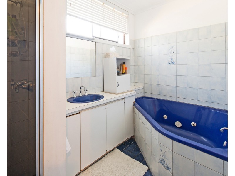 45 Marraboor Street, Lake Boga VIC 3584