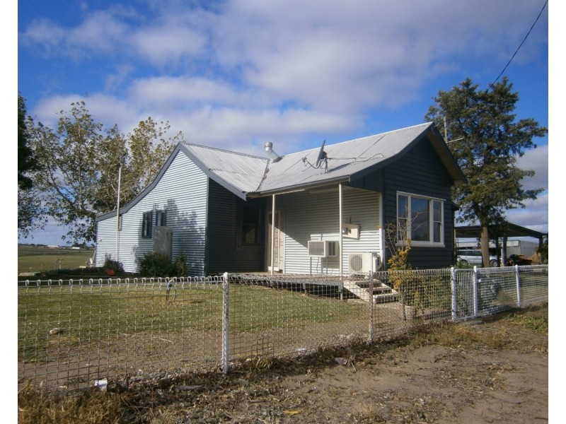 4658 Murray Valley Highway, Lake Boga VIC 3584