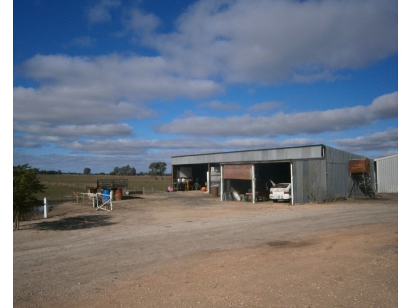 4658 Murray Valley Highway, Lake Boga VIC 3584