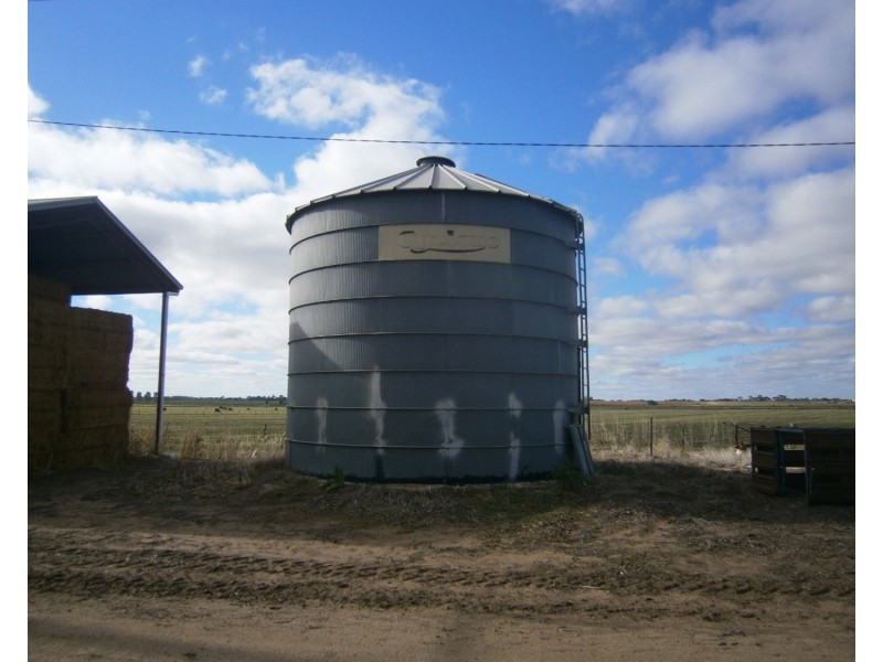 4658 Murray Valley Highway, Lake Boga VIC 3584