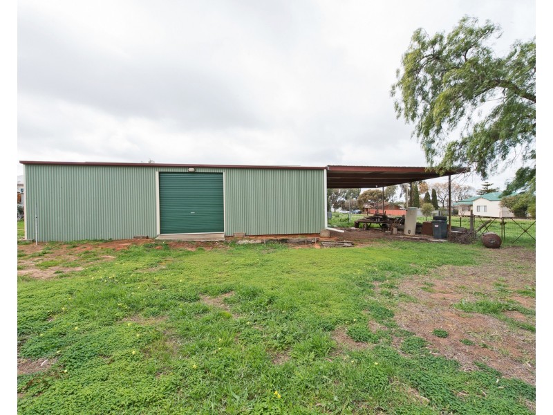9 Allan Street, Nyah West VIC 3595