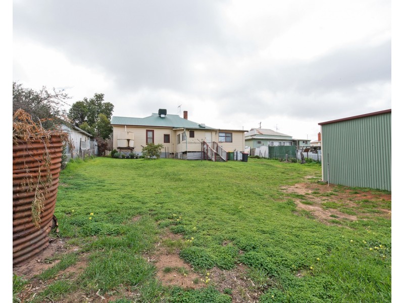 9 Allan Street, Nyah West VIC 3595