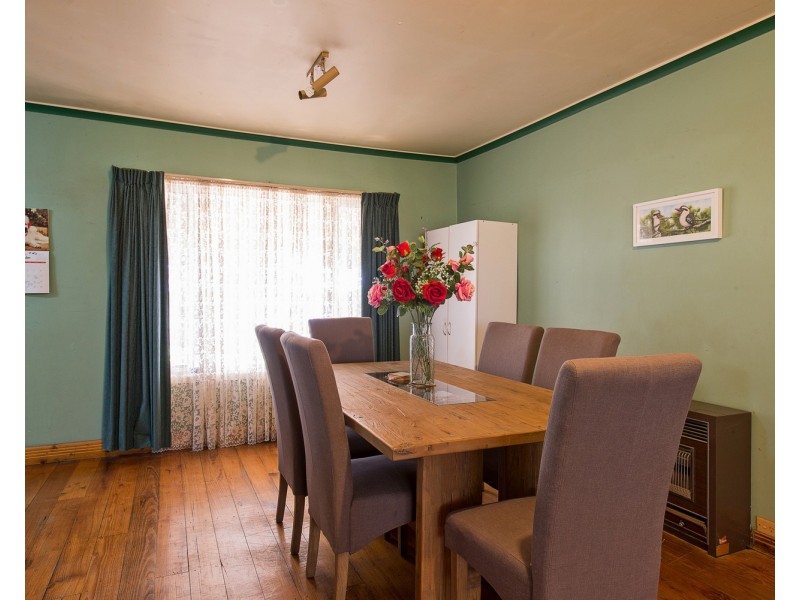 114 Lake Boga Ultima Road, Lake Boga VIC 3584