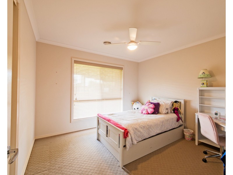 13 Notting Road, Swan Hill VIC 3585