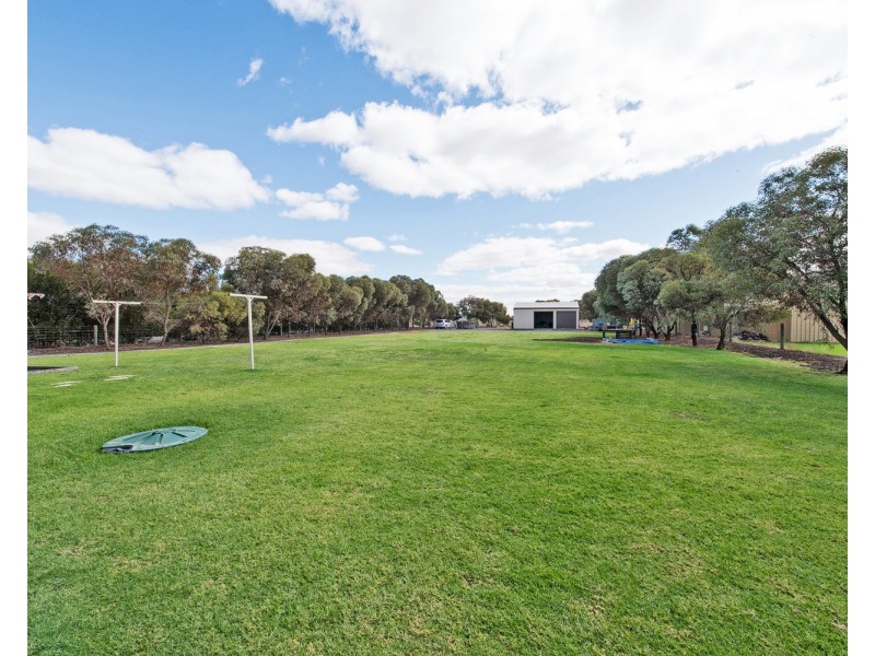 13 Notting Road, Swan Hill VIC 3585