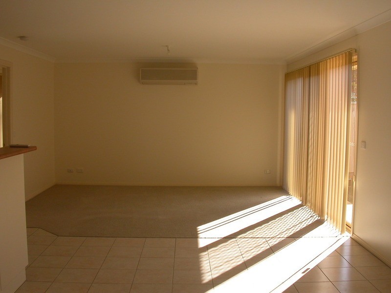 2/131 Stradbroke Avenue, Swan Hill VIC 3585