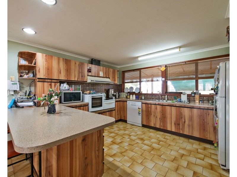 94 Ross Road, Nyah West VIC 3595