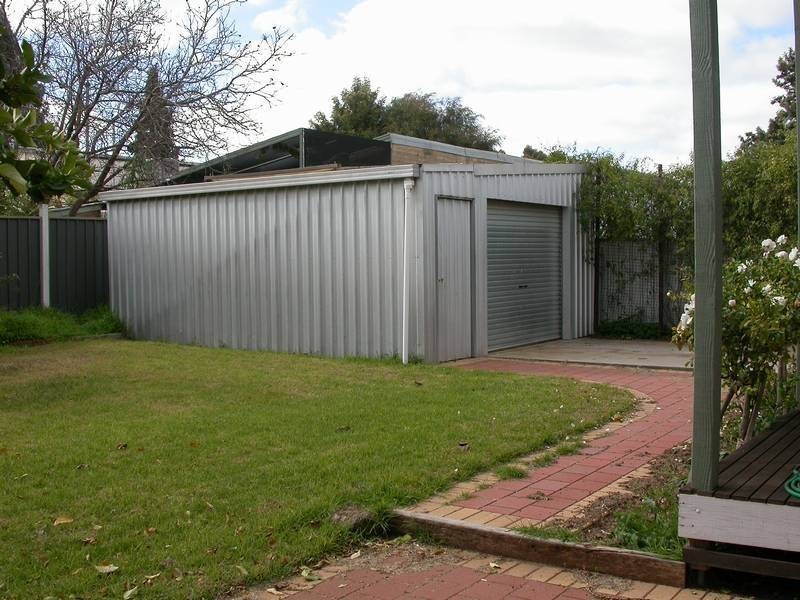 12 Donnington Street, Swan Hill VIC 3585