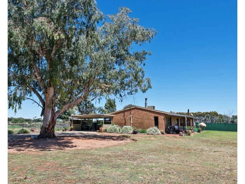 633a Murraydale Road, Swan Hill VIC 3585