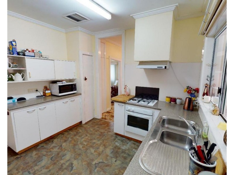 36 Naretha Street, Swan Hill VIC 3585