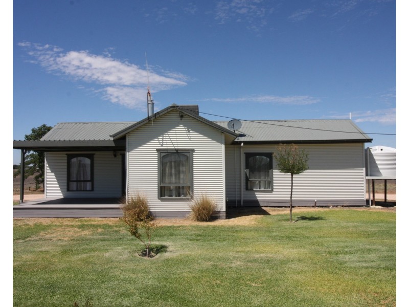 70 Eagles Lane, Koraleigh NSW 2735