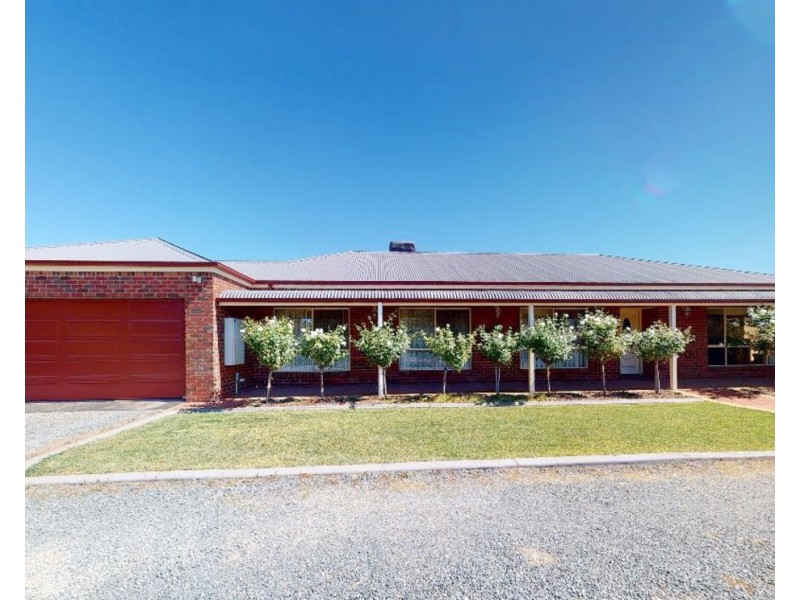 317 River Road, Nyah VIC 3594