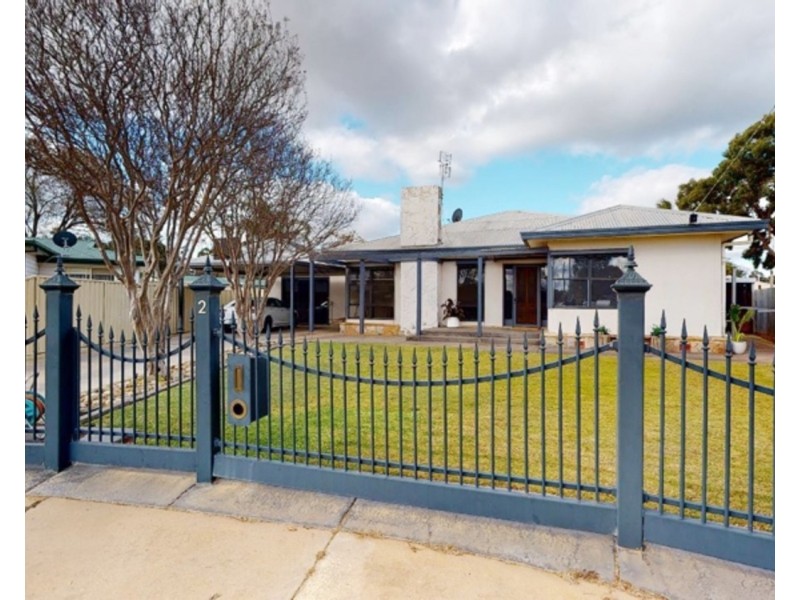 2 Garden Court, Swan Hill VIC 3585