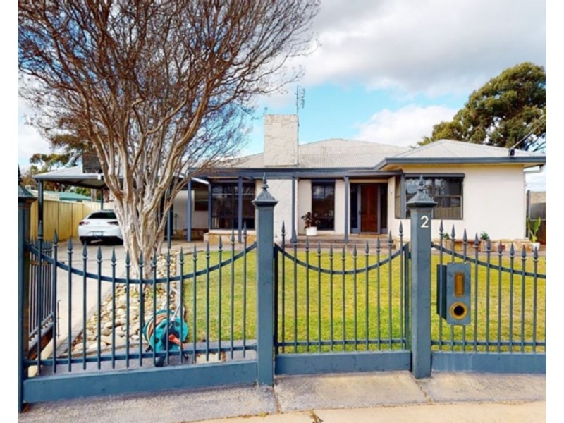 2 Garden Court, Swan Hill VIC 3585