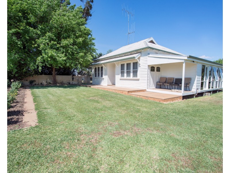 85 Ross Road, Nyah West VIC 3595