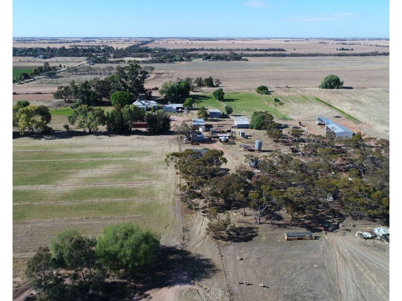 85 Ross Road, Nyah West VIC 3595