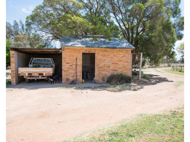 85 Ross Road, Nyah West VIC 3595